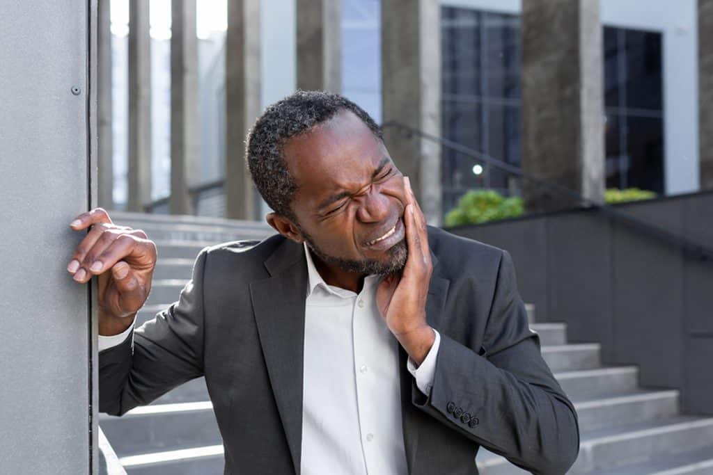 What to Do If Tooth Pain Starts Suddenly
